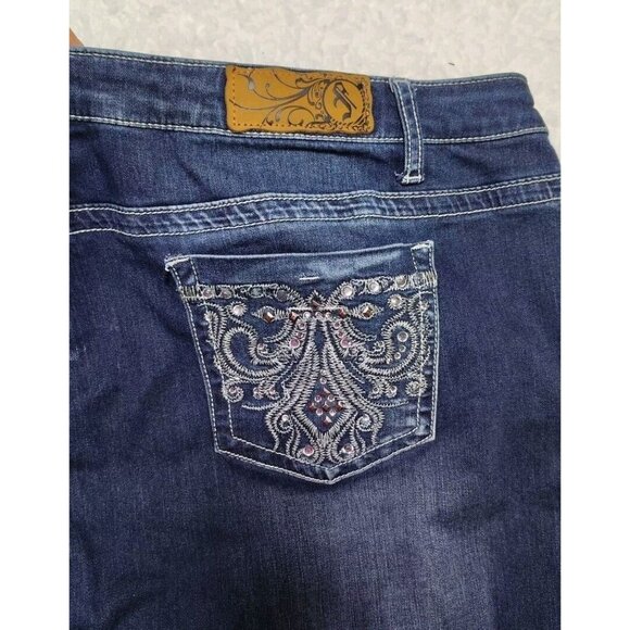 FireFly Women's Plus Size 22 Boot Cut Embroidered Jeans Distressed Embellished - Picture 7 of 8